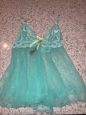 VS 2007 Sexy Little Things Lace Babydoll